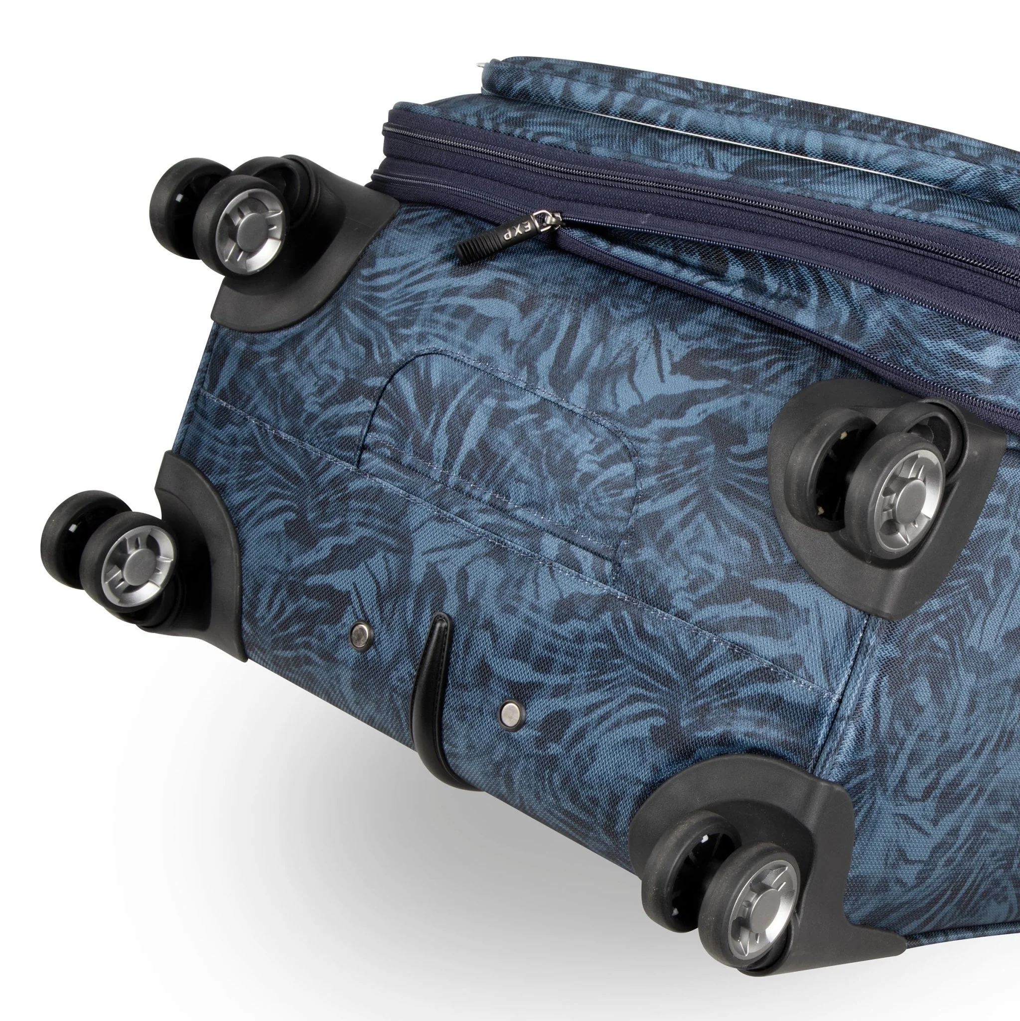 Avalon Softside 2-Piece Set (20" Carry-on & 28" Large Checked) - Image 33