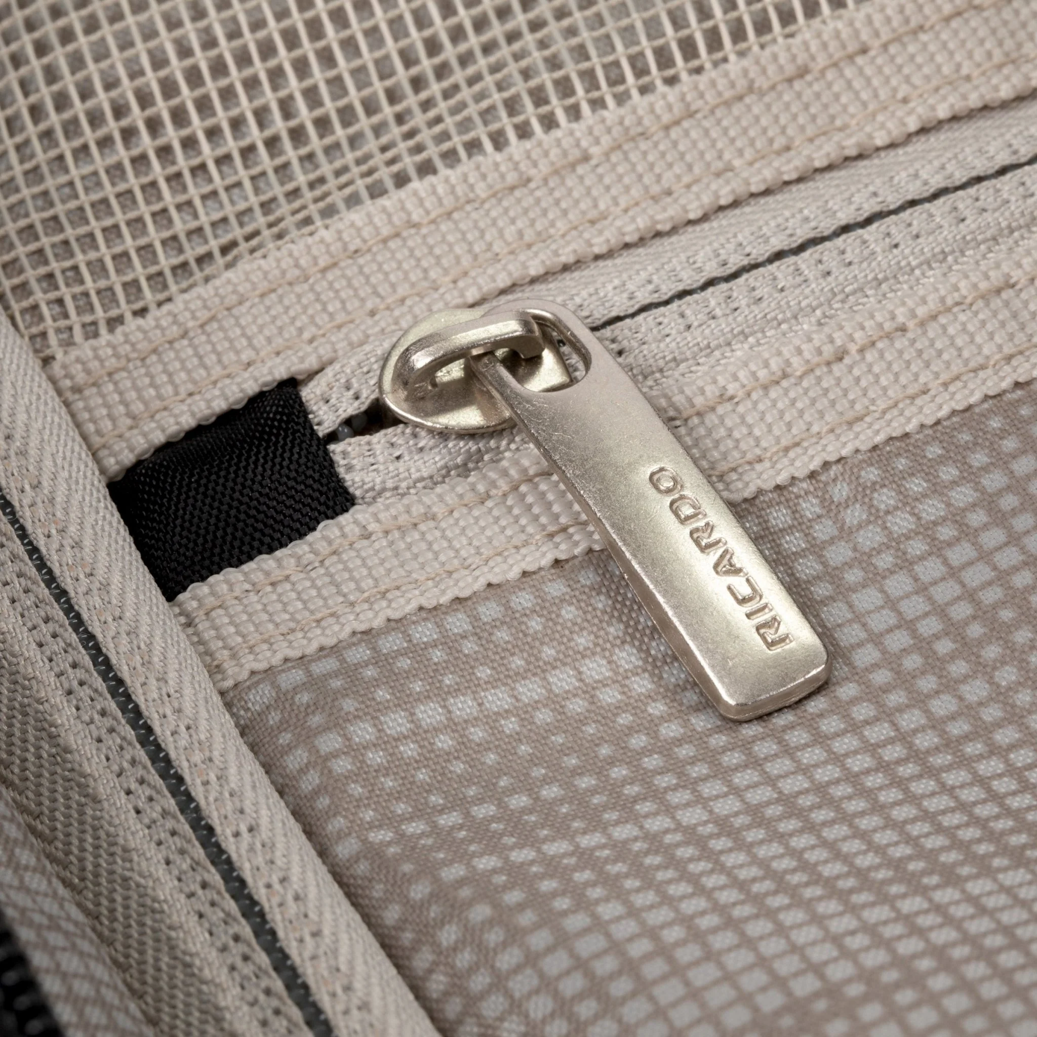 Brentwood Hardside FastAccess Front Opening Carry-On Expandable Spinner - Image 17