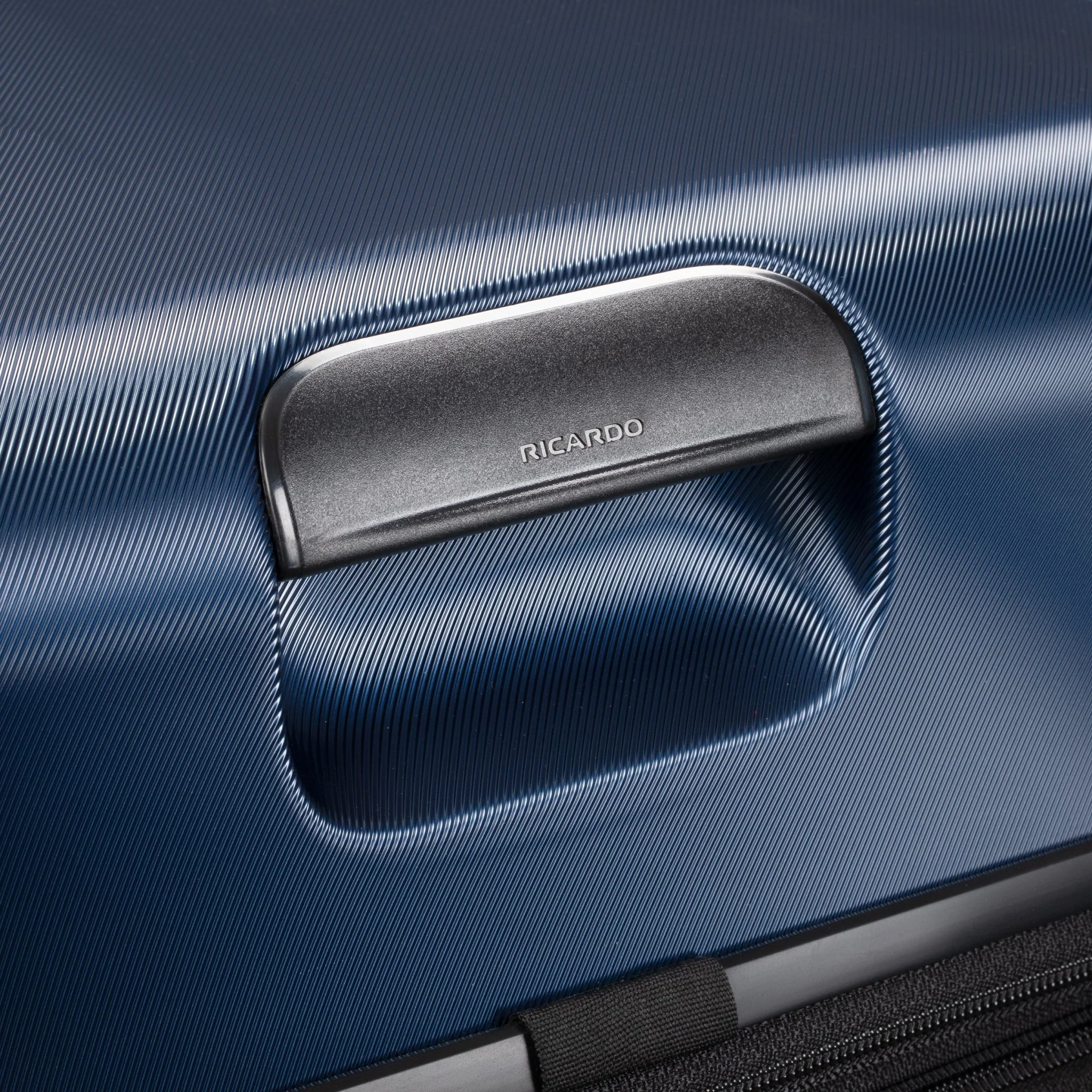 Brentwood Hardside Medium Check-In Expandable Spinner - Image 9