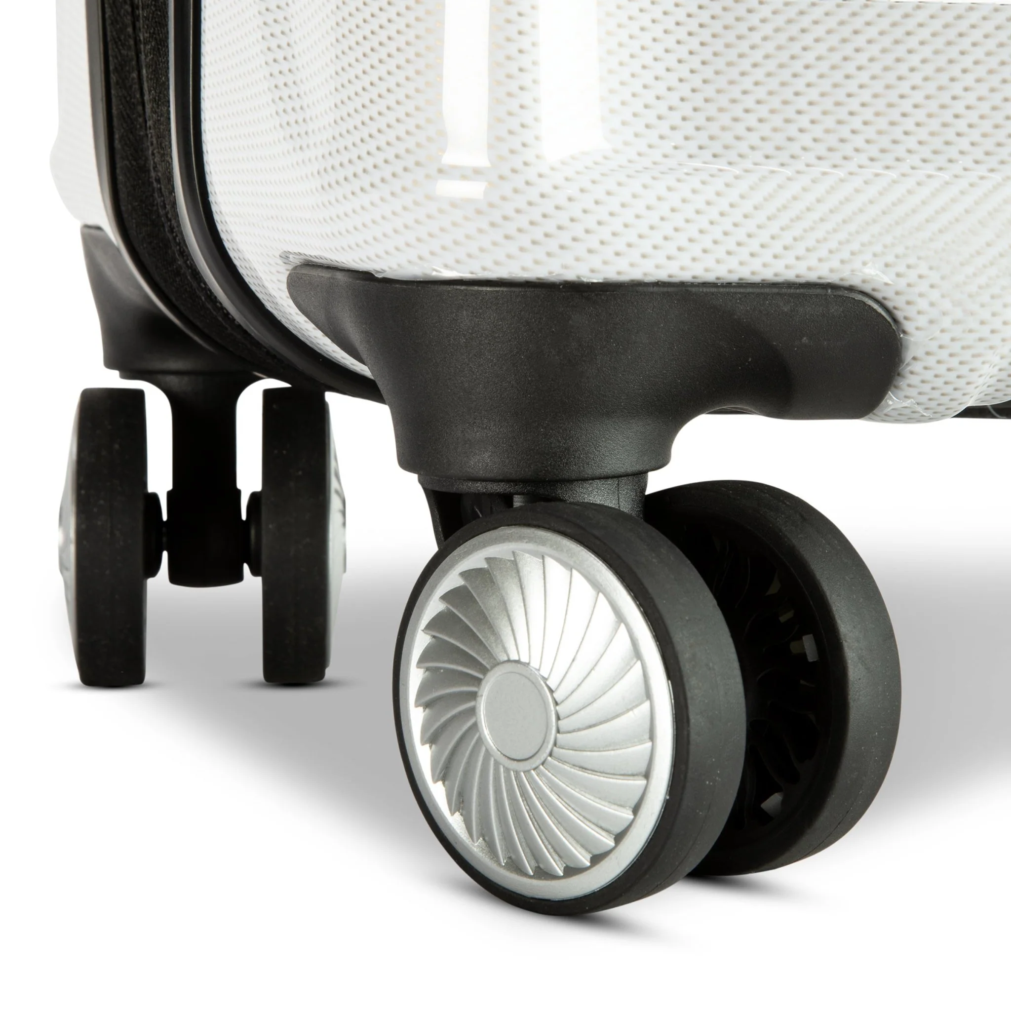 Claremont 2.0 Hardside Medium Check-In Expandable Spinner - Image 31