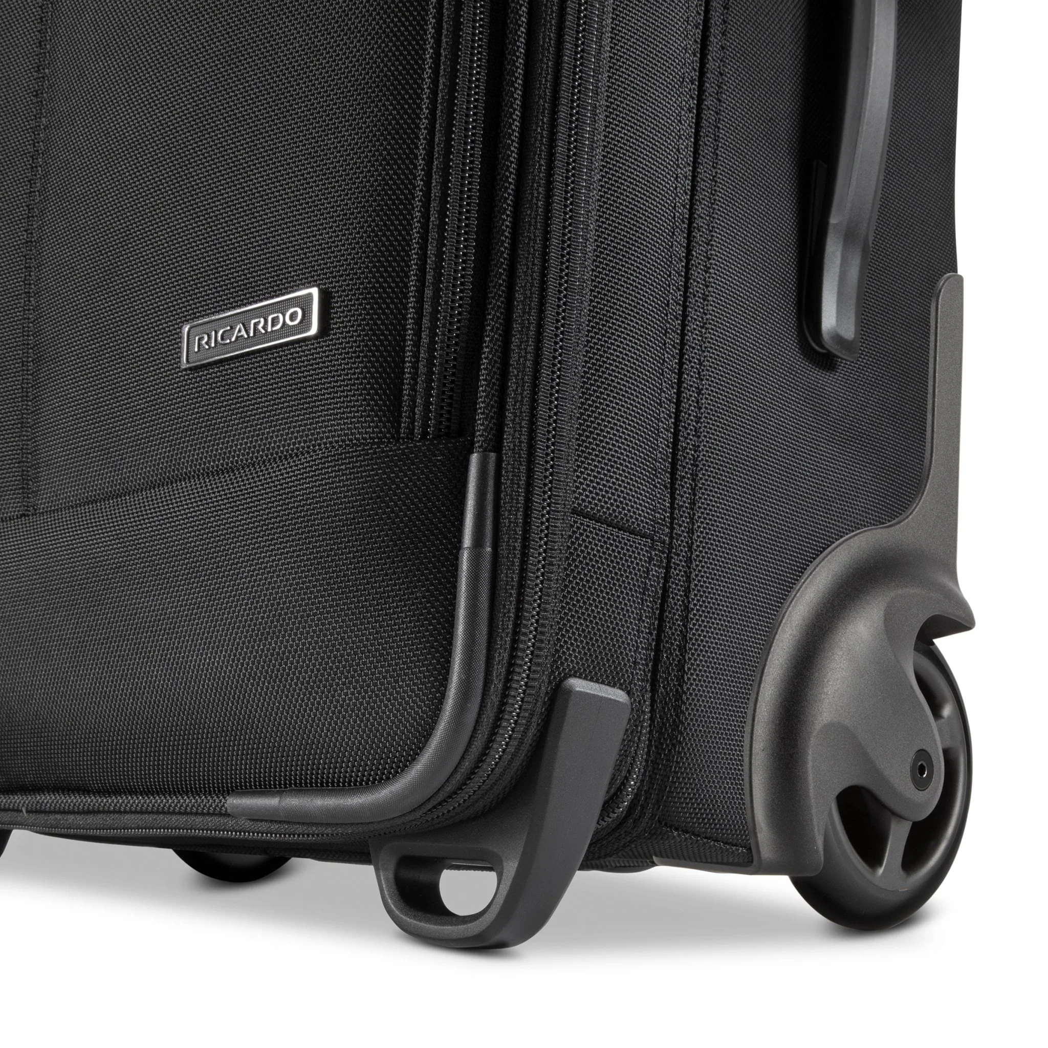 Flight Essentials Softside Carry-On, Black (Member Exclusive) - Image 26