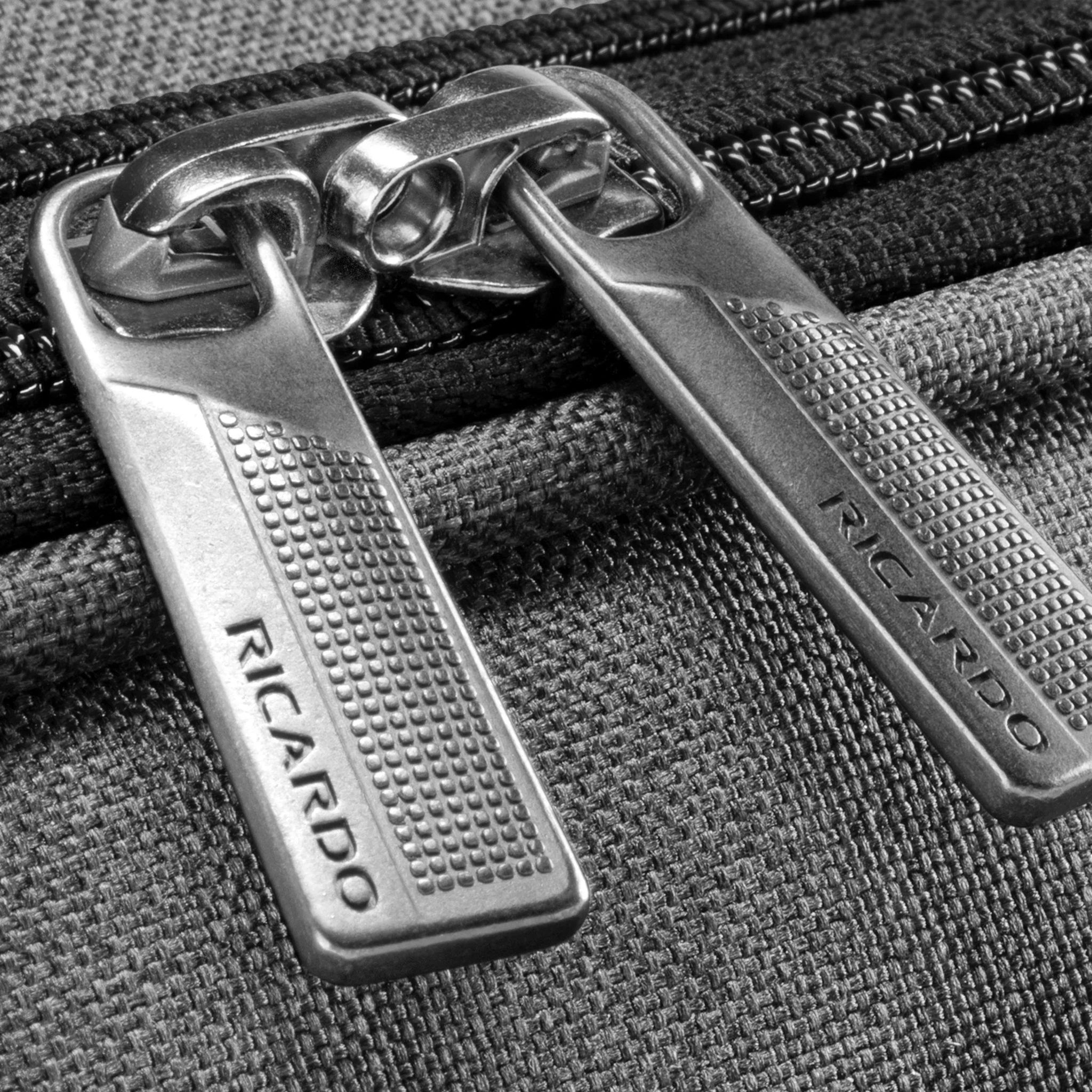 Malibu Bay 3.0 Softside Carry-On Expandable Spinner - Image 21