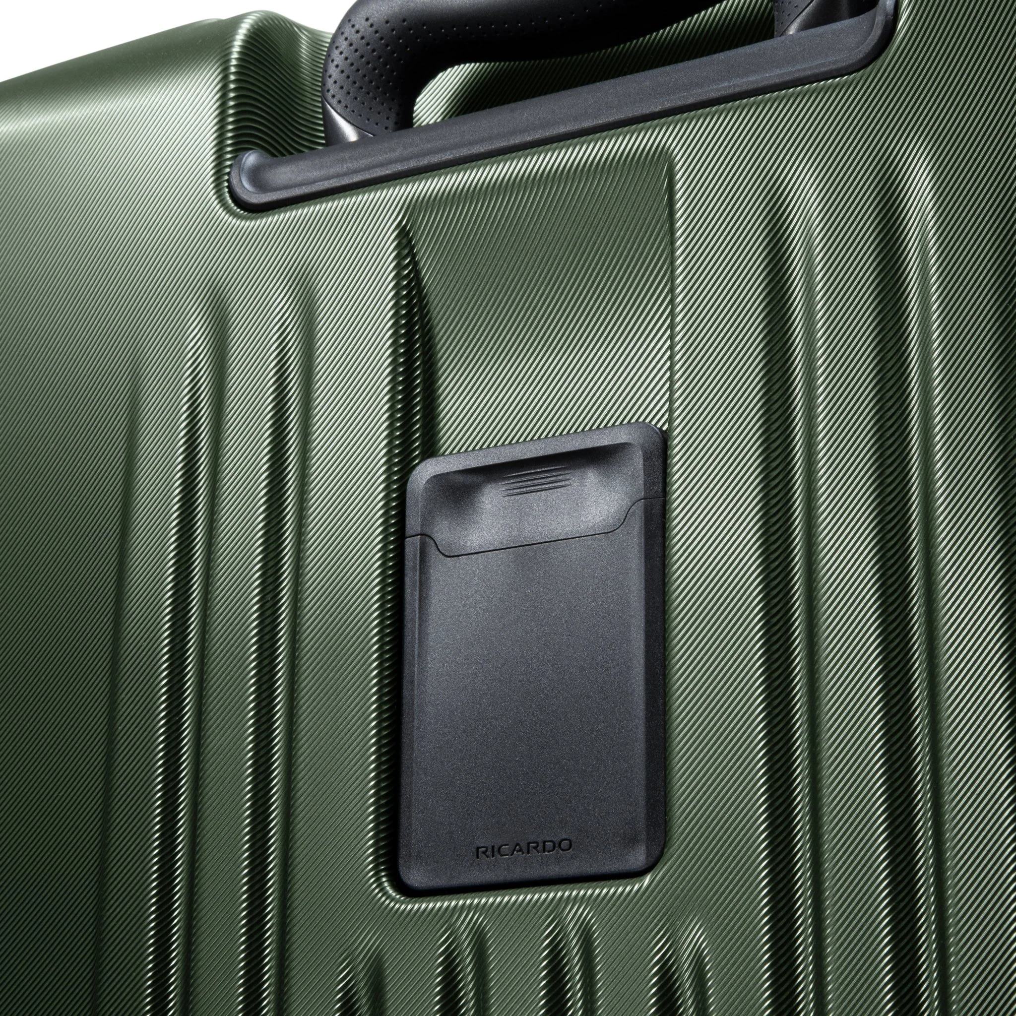 Montecito 2.0 Hardside Carry-On Expandable Spinner - Image 32